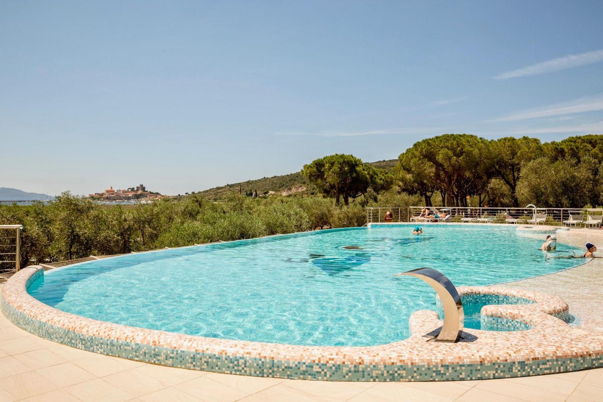 Isa - Residence With Pool And Private Beach In Talamone Just 500 Mt From The Beach Esterno foto